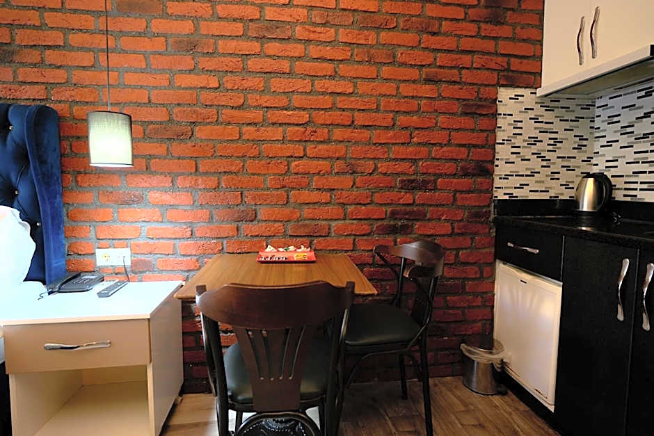 Taksim Celebi Suites