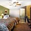 Quality Inn & Suites Cameron Park Shingle Springs