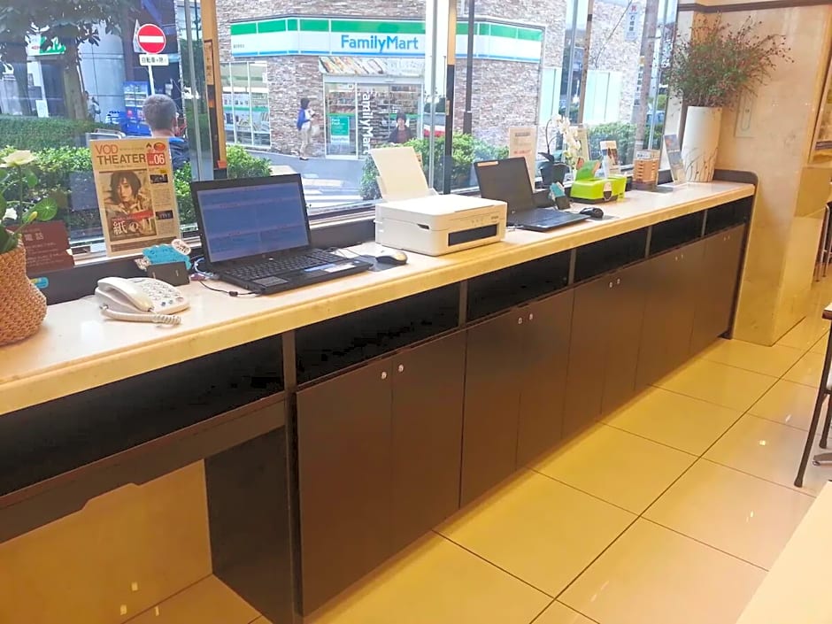 Toyoko Inn Tokyo Fussa-Ekimae Higashi-Guchi