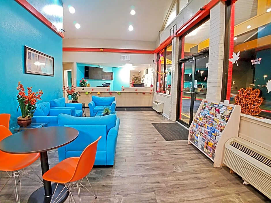 Howard Johnson by Wyndham Houston Hobby Airport