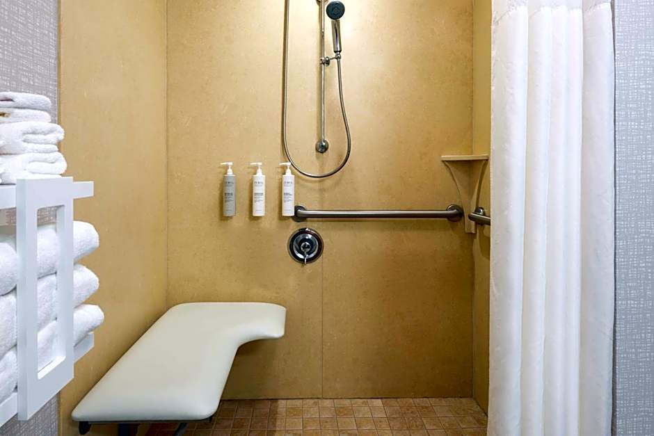 Hampton Inn By Hilton & Suites Hartford/Farmington