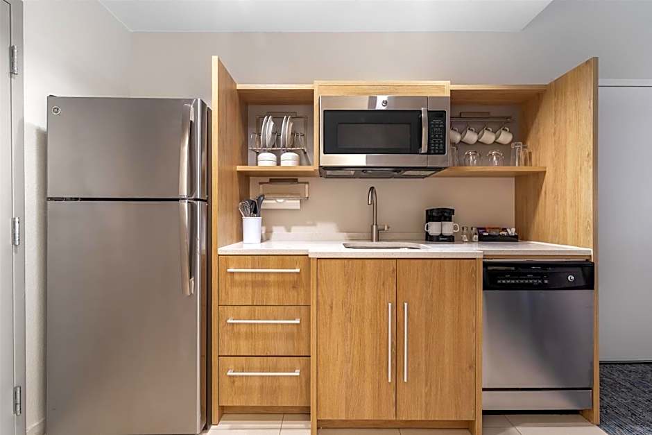 Home2 Suites By Hilton Dallas Addison