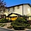 Super 8 by Wyndham Hagerstown I-70