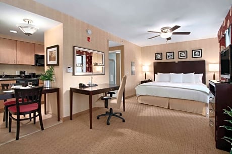 Suite Two Queen Beds Non Smoking