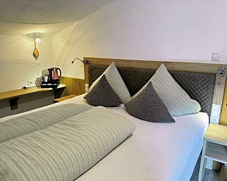 Triple Room with Balcony
