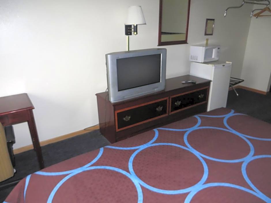 Super 8 by Wyndham Monmouth IL
