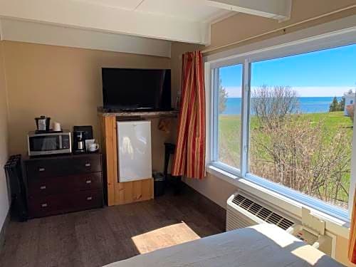 Beachfront Inn