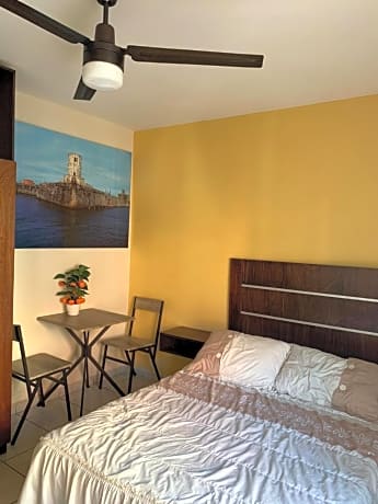 Deluxe Room (2 Adults + 1 Child)
