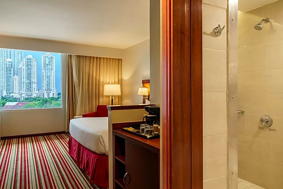 Courtyard by Marriott Panama Multiplaza Mall