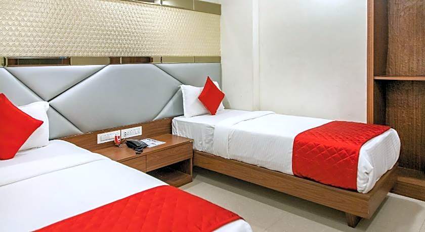 Hotel Hometown- Bandra Kurla Complex