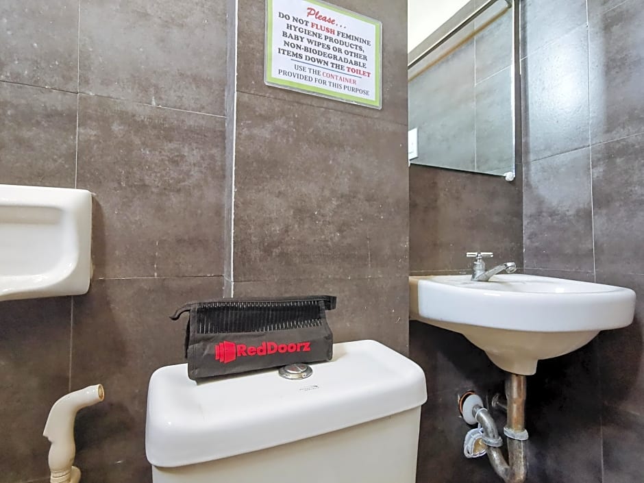 RedDoorz near Gaisano Mall Gensan