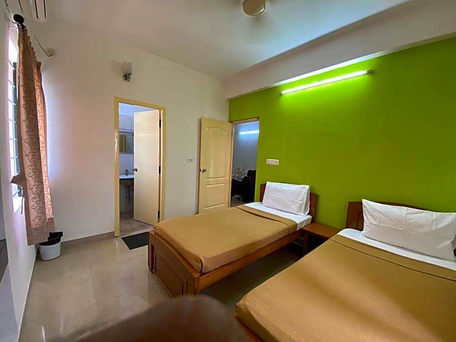 ThulasiRams Service Apartments