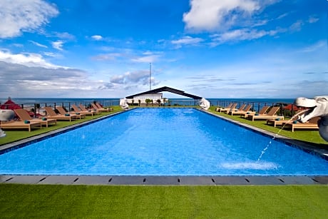 Sulis Beach Hotel and Spa
