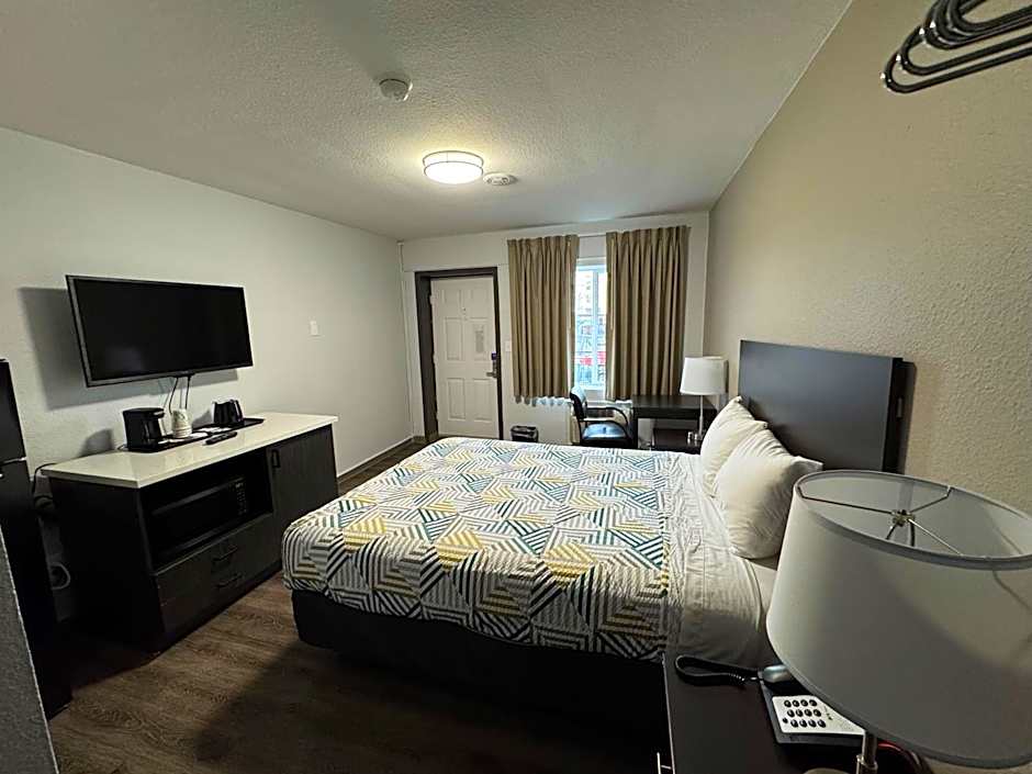 Studio 6 Suites Vancouver WA Waterfront