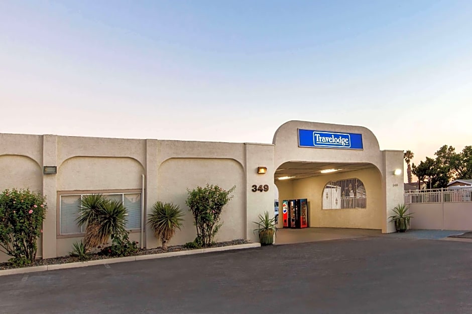 Travelodge by Wyndham Los Banos CA