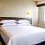 Crown Victoria Hotel