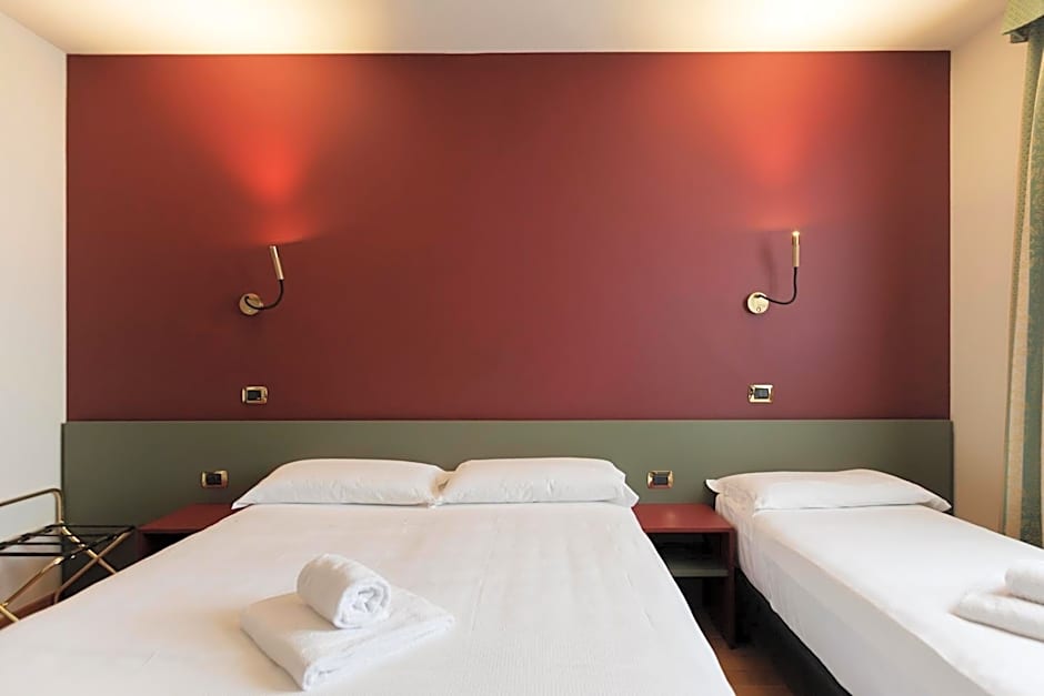 HC Hotel Cremona Pilgrim's