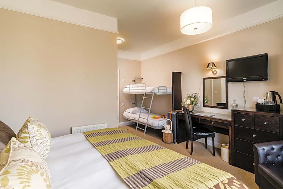 Forest Lodge Hotel