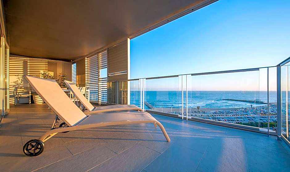 You Stylish Beach Apartments
