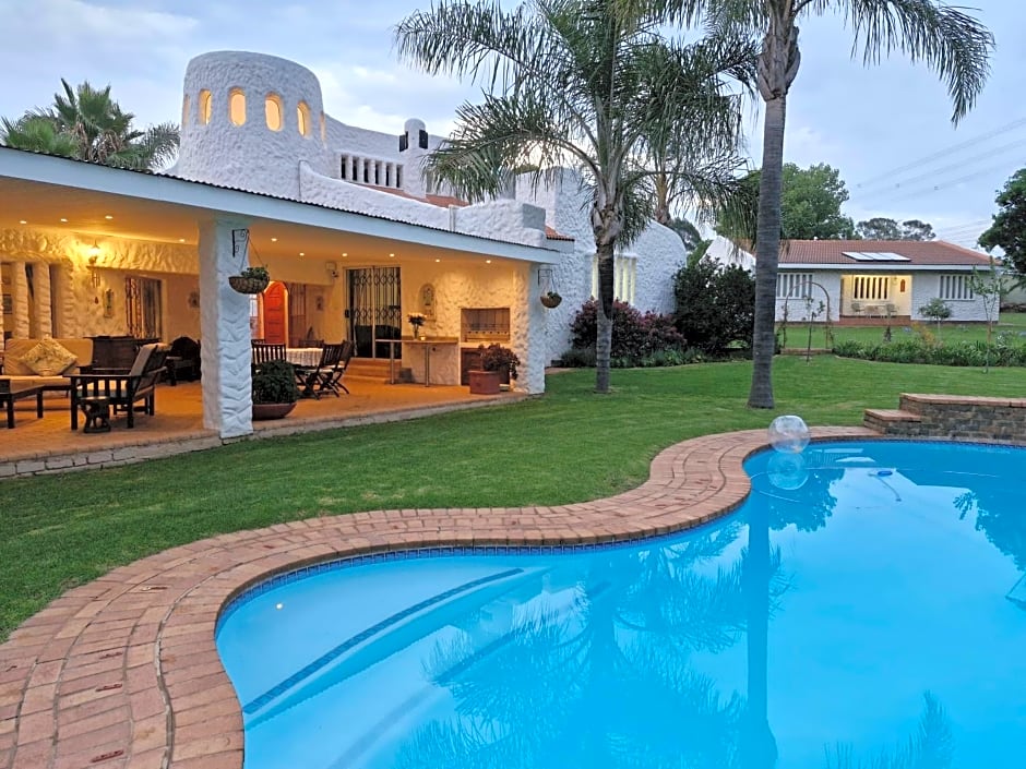 Villa Sardinia Guest House