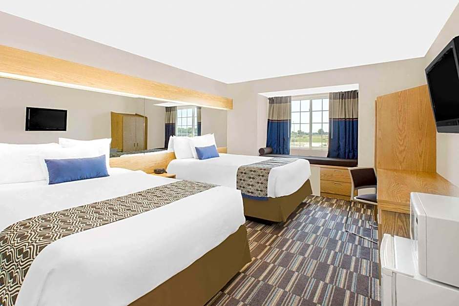 Microtel Inn & Suites By Wyndham Ames