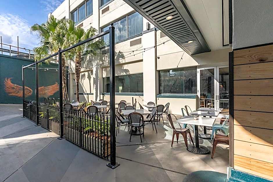 St Charles Coach House, Ascend Hotel Collection