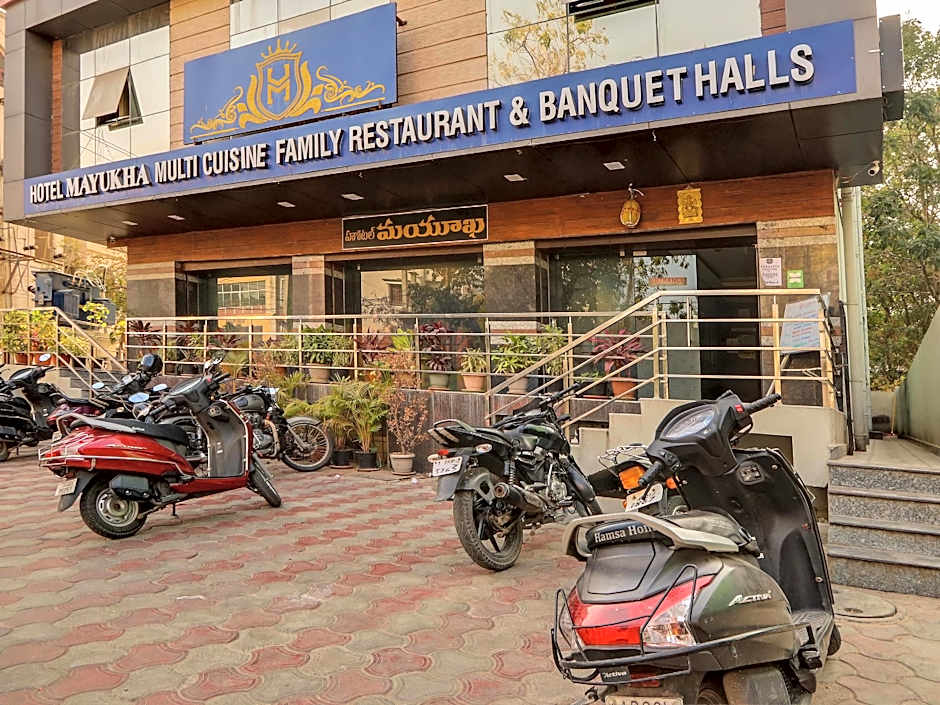 Hotel Mayukha by OYO Rooms – Hyderabad, 