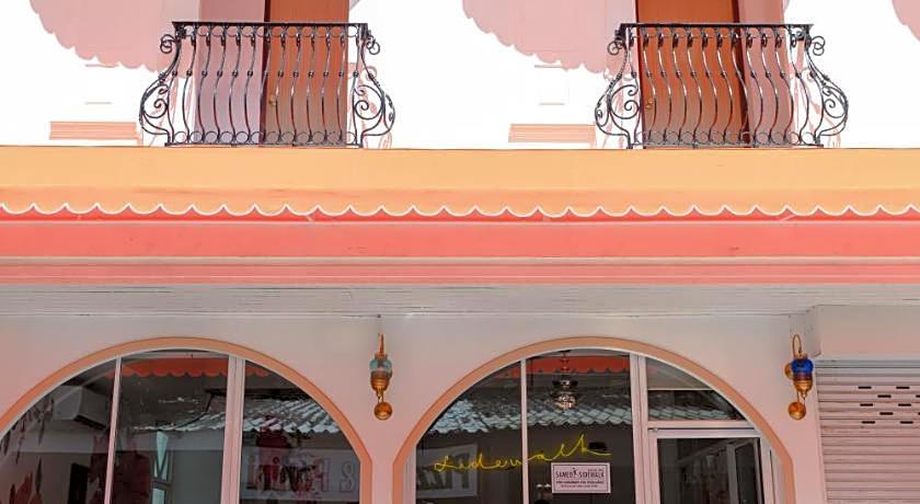 Sidewalk Boutique Hotel