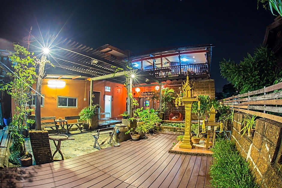 Baan Are Gong Riverside Homestay