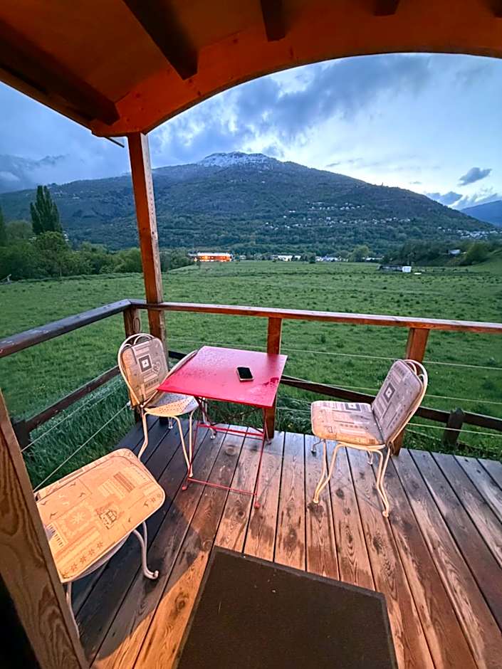 Alpine love shack