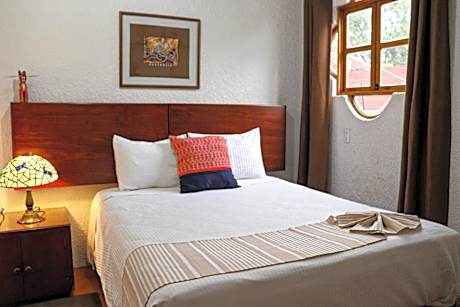 Standard Double Room with Shared Bathroom