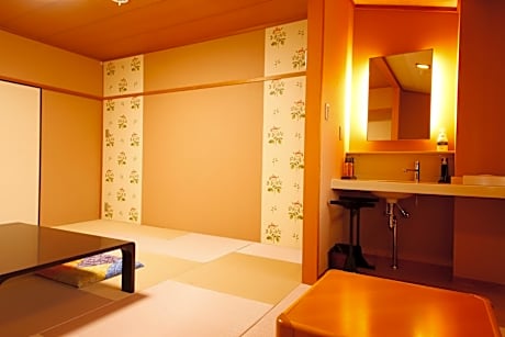 Japanese-Style Superior Room with Shared Bathroom