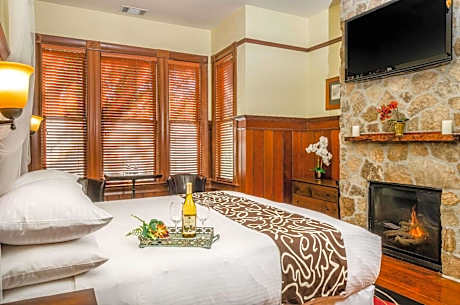 King Room with Spa Bath - Non-Smoking