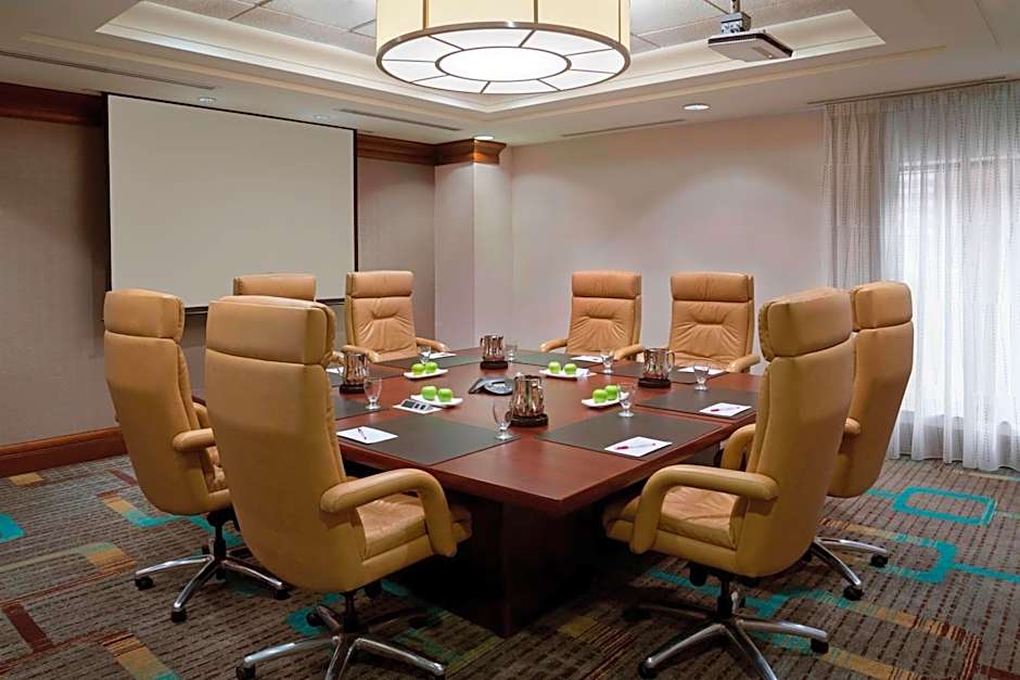 Residence Inn by Marriott Toronto Downtown/Entertainment Distric