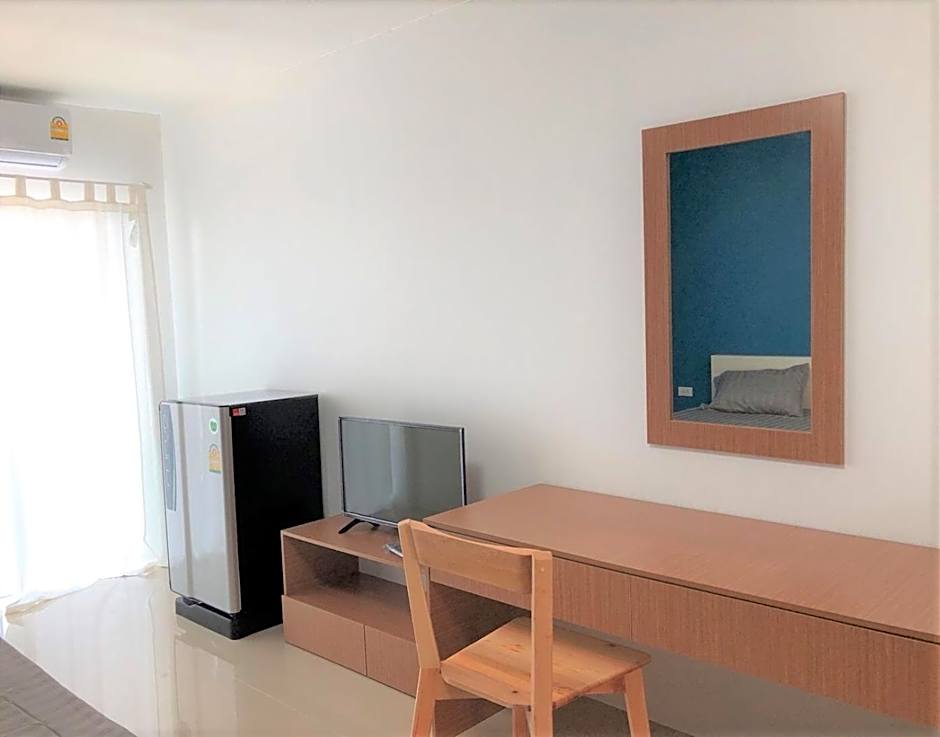 H12, The Stylish Apartment