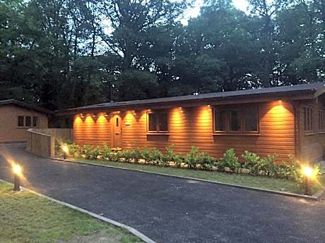 Shellow Lane Lodges