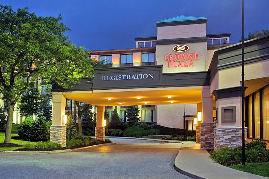 Ramada by Wyndham Cleveland Independence