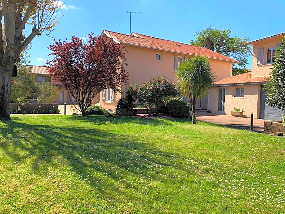 LOGIS HOTELS - Hôtel et Restaurant L'Océana