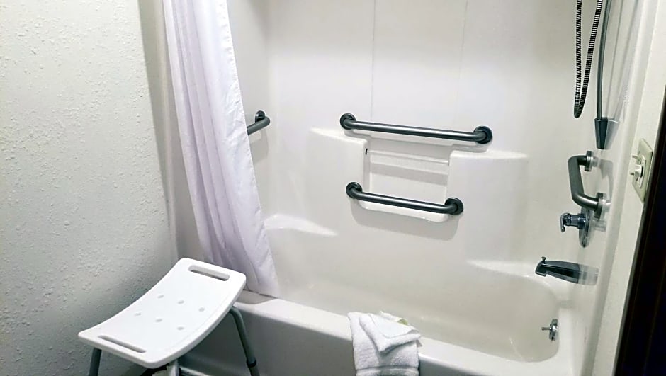 Keystone Boardwalk Inn and Suites