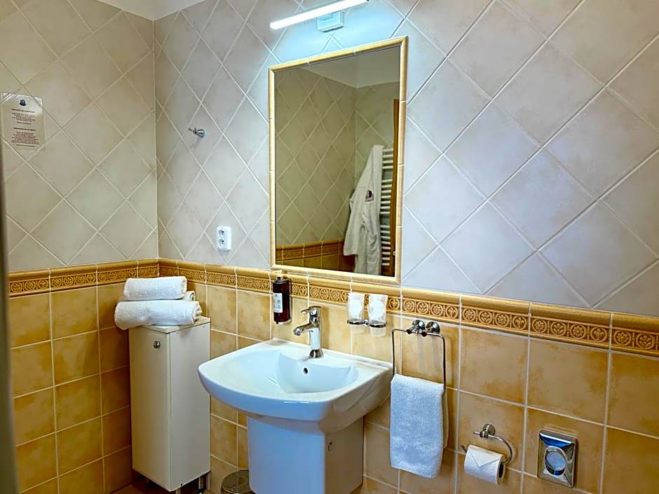 Penzión Hradbová Old Town Residence & SPA