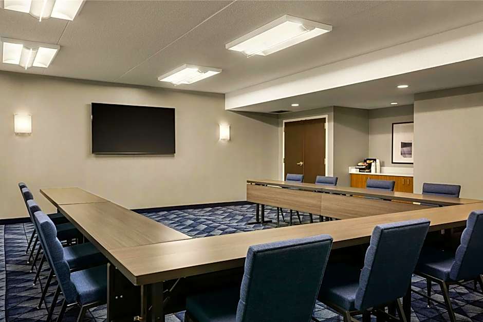 Courtyard by Marriott Minneapolis-St. Paul Airport