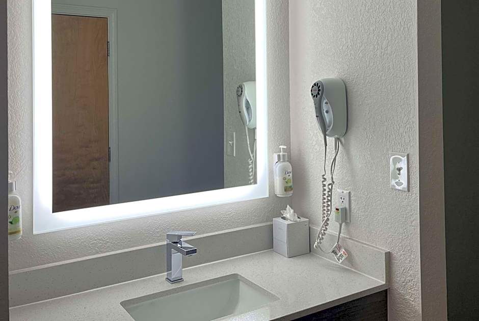 Baymont by Wyndham Indianapolis Northeast