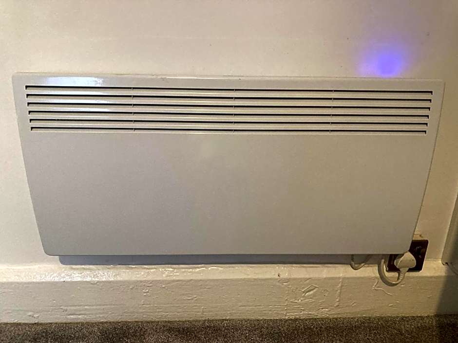 The New Apollo Hotel