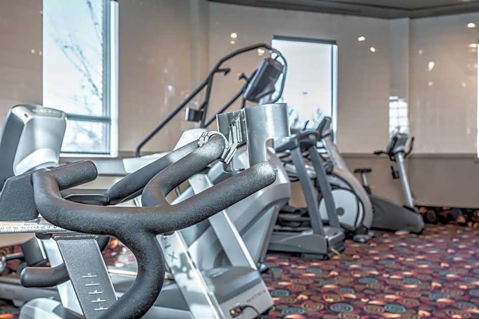 Grand Hotel & Conference Centre Calgary Airport, an Ascend Collection Hotel