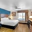 Baymont by Wyndham Arlington At Six Flags Dr