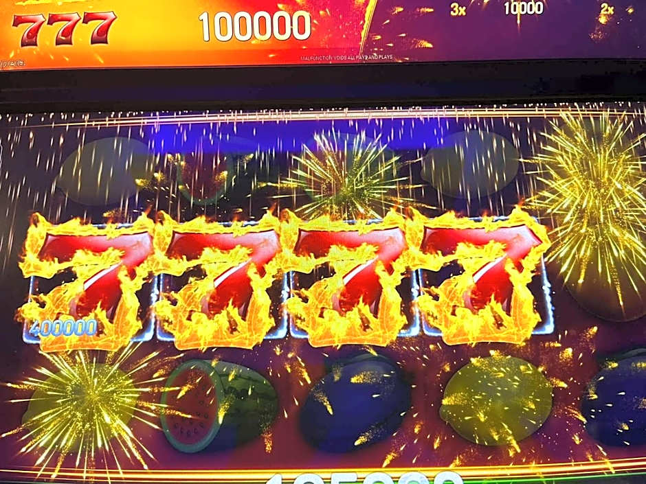 Complex MONACO HOTEL & CASINO