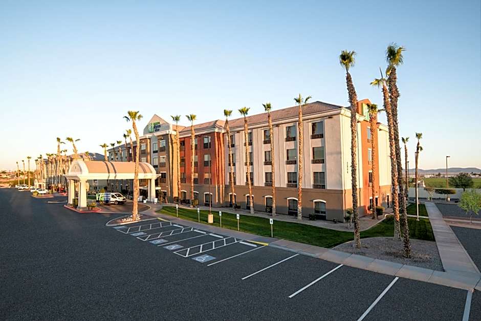 Holiday Inn Express Hotel & Suites Yuma By IHG