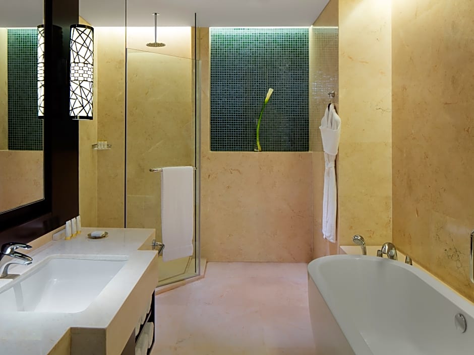 Radisson Collection Muscat, Hormuz Grand