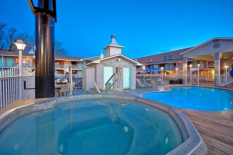 Expedition Lodge
