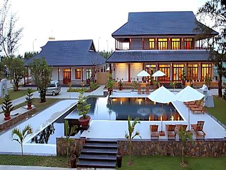 Aniise Villa Resort